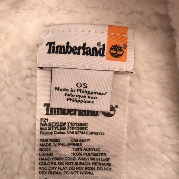 Brand New Timberland Pink Fair Isle Fleece-Lined Pom Beanie Hat - Picture 9 of 12